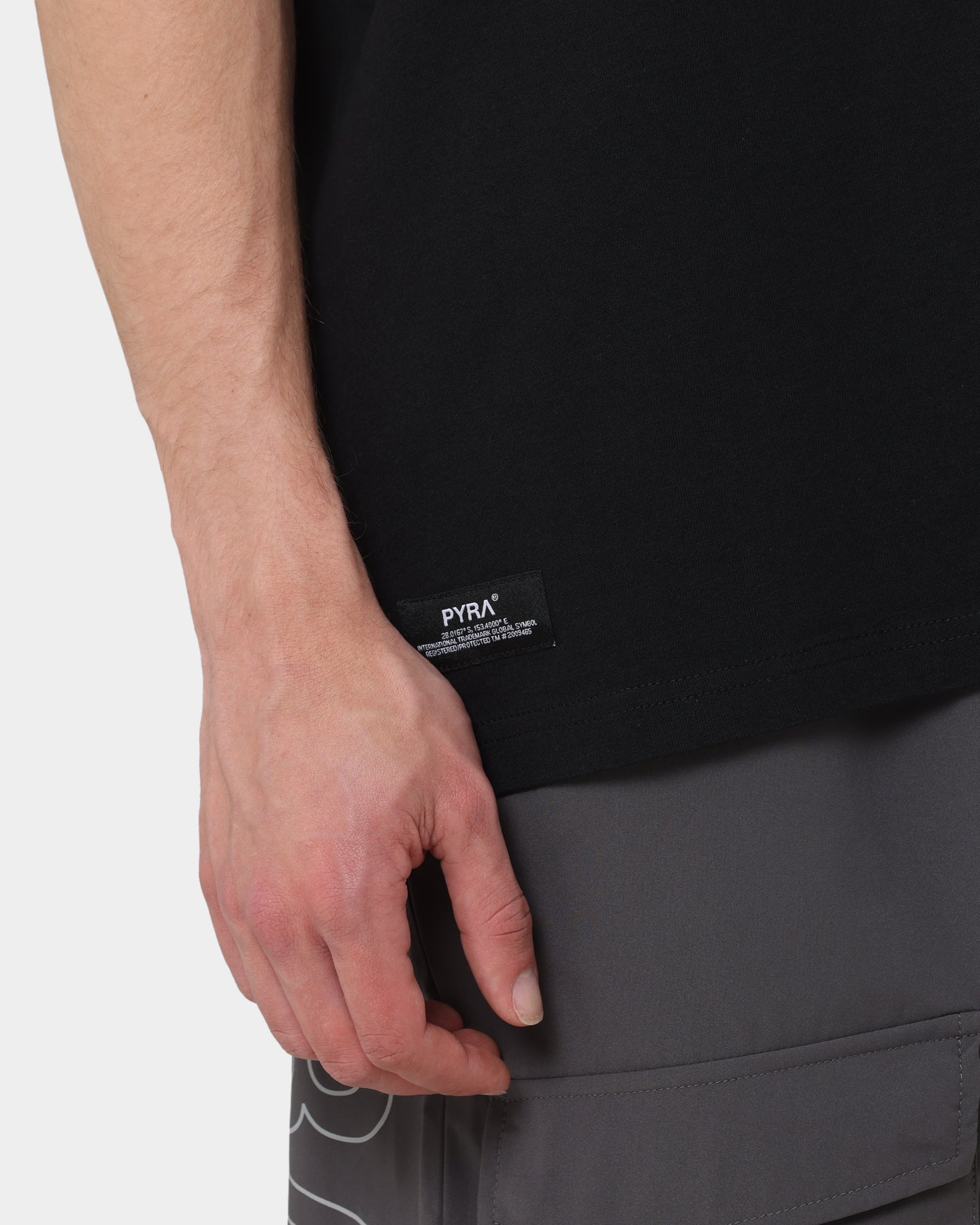 PYRA Blank T-Shirt Black