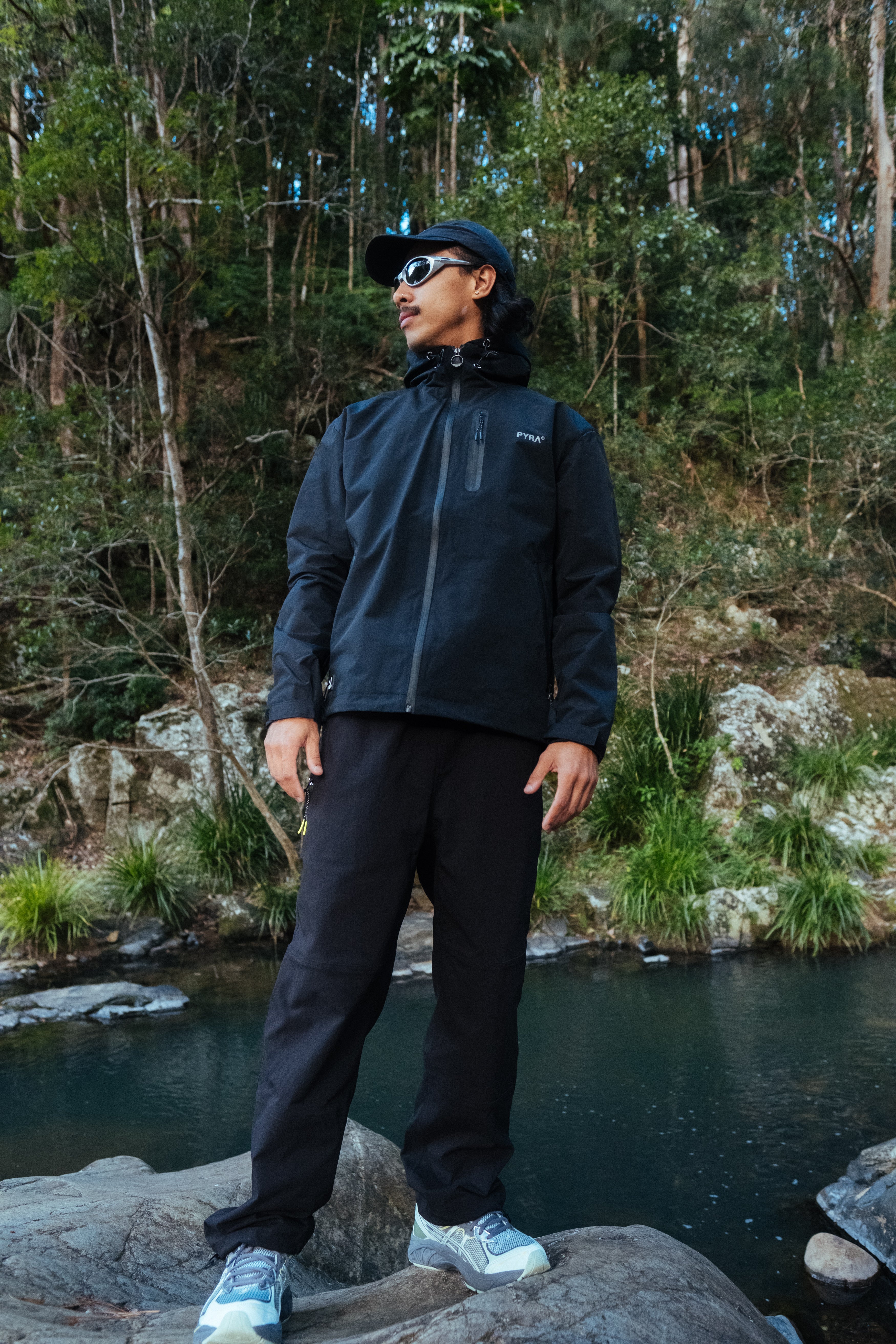 NERO SHELL JACKET BLACK