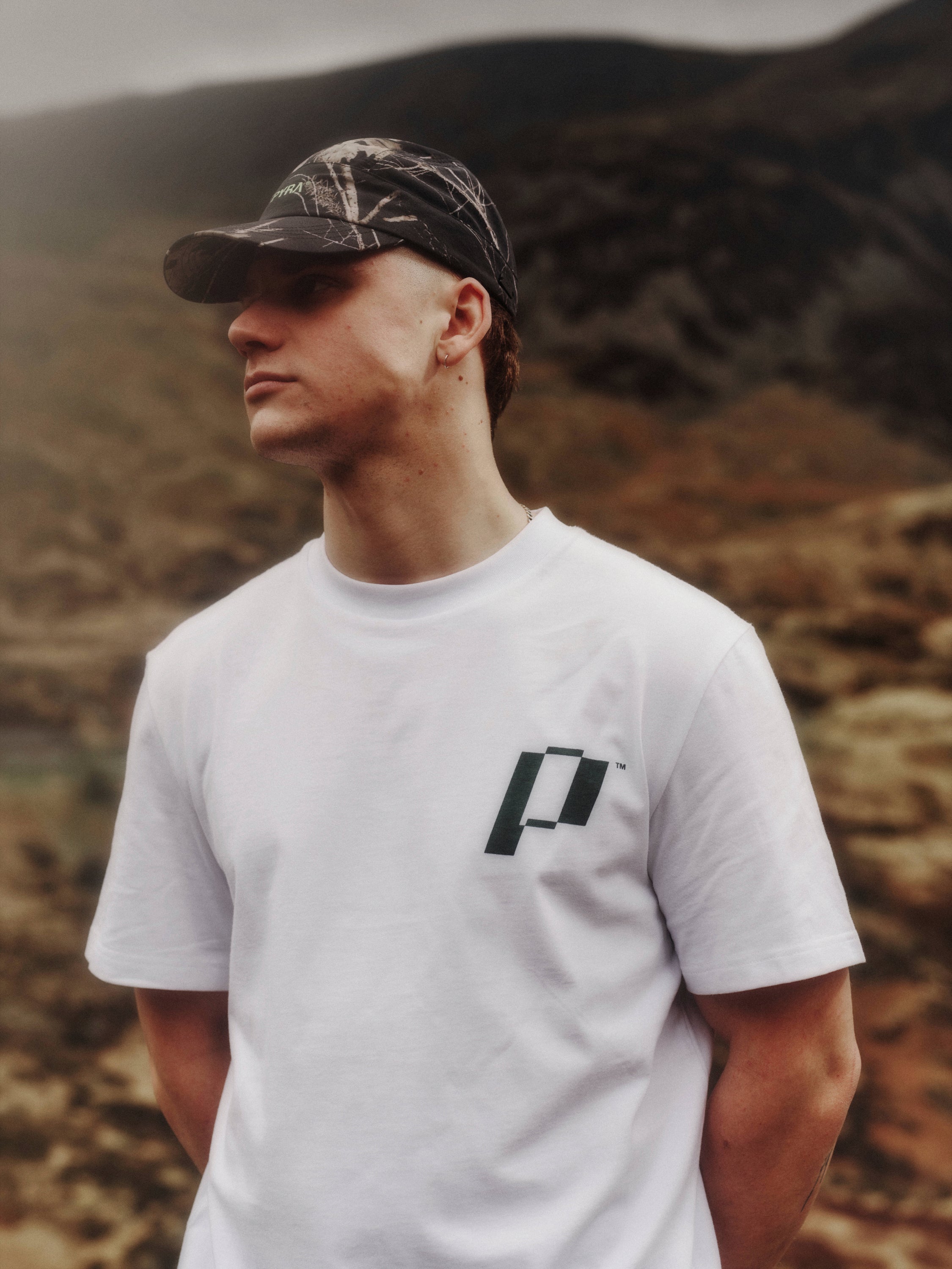 HARDWEAR TEE - WHITE