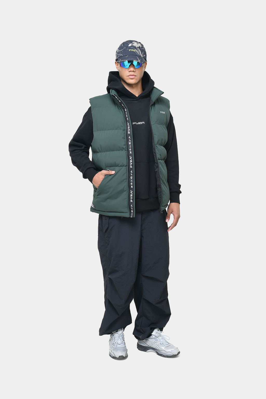 SLEEVELESS PUFFA VEST - OLIVE