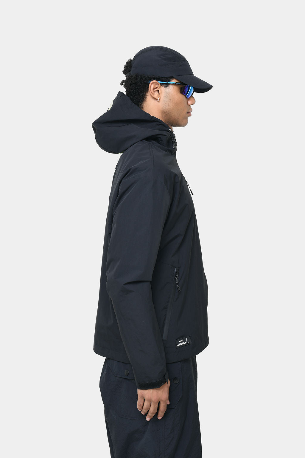 NERO SHELL JACKET BLACK