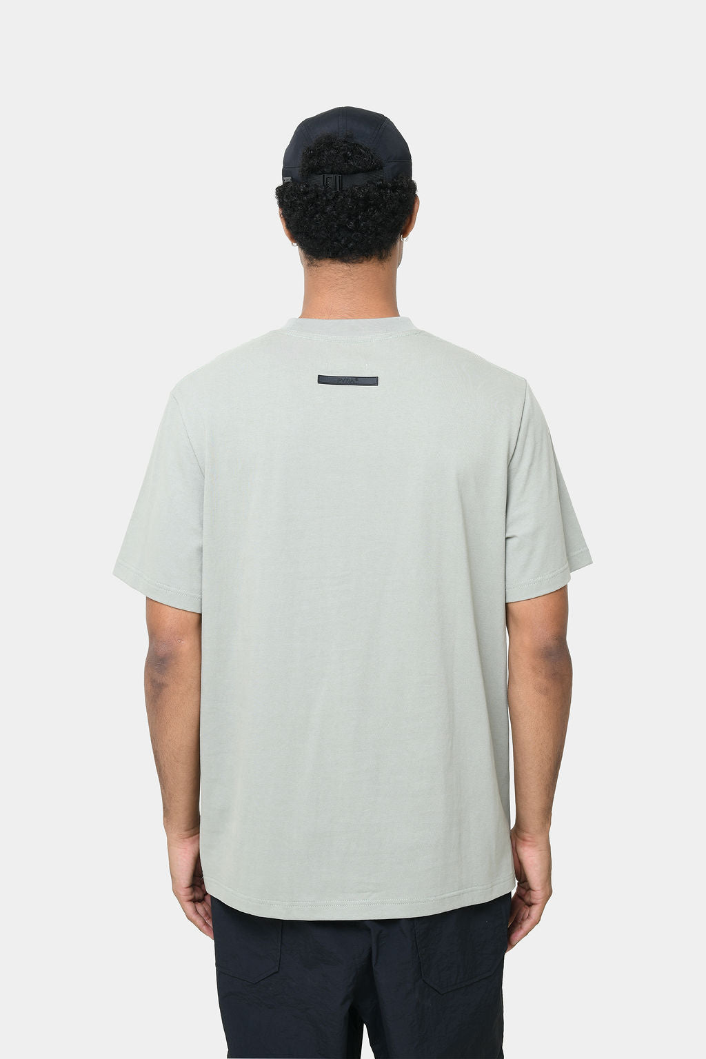 ESSENTIAL TEE - MINERAL