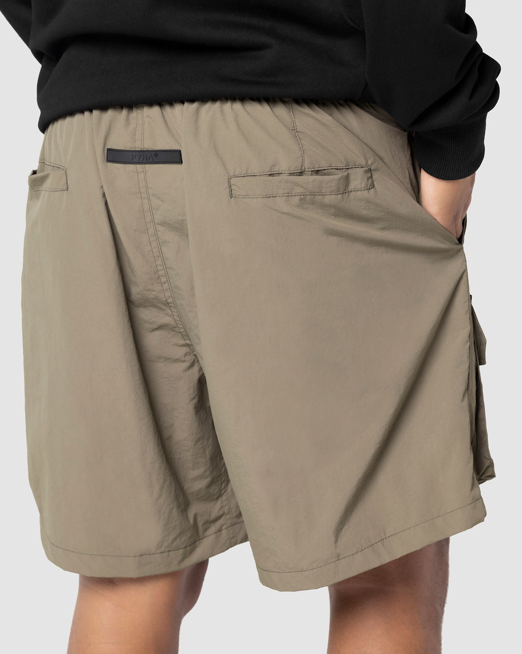 HIKE SHORT OLIVE