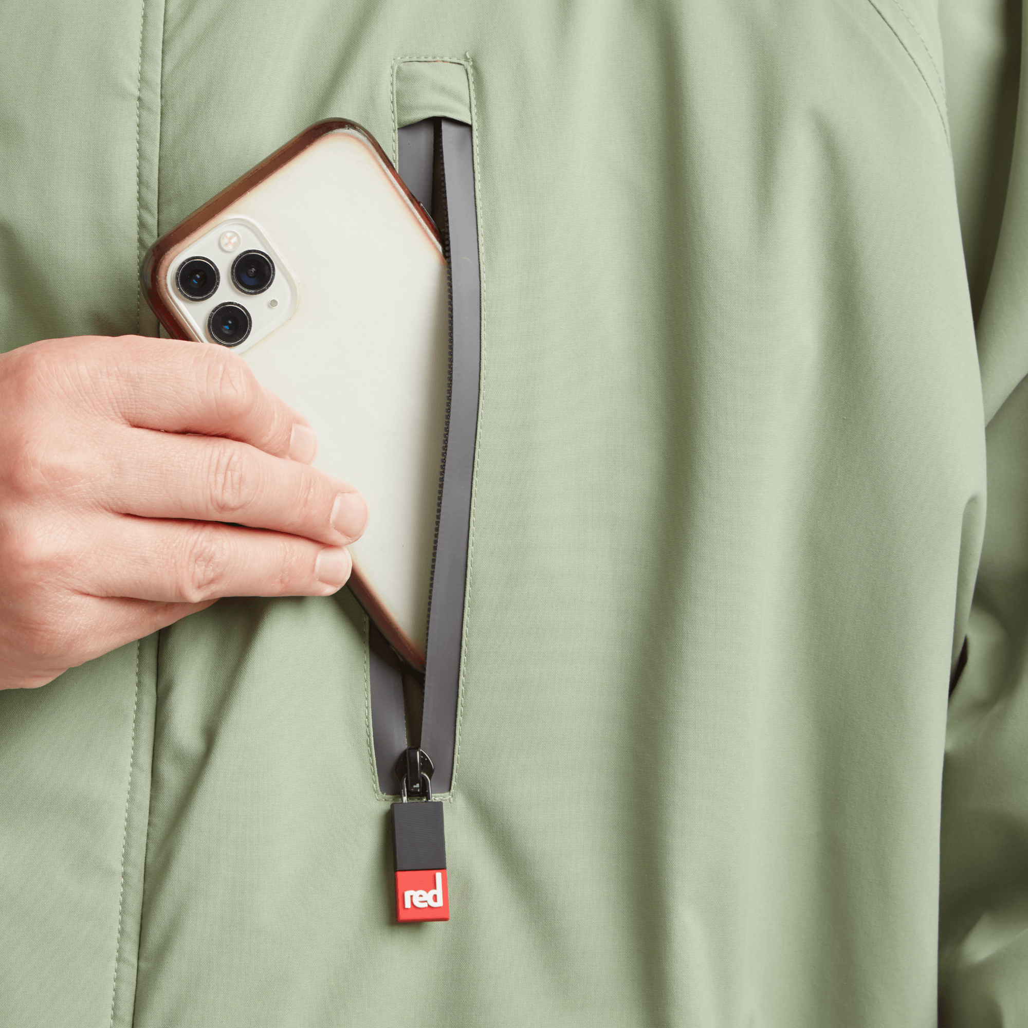 Men's Long Sleeve Dry Waterproof Changing Robe Alter EVO - Sage Green