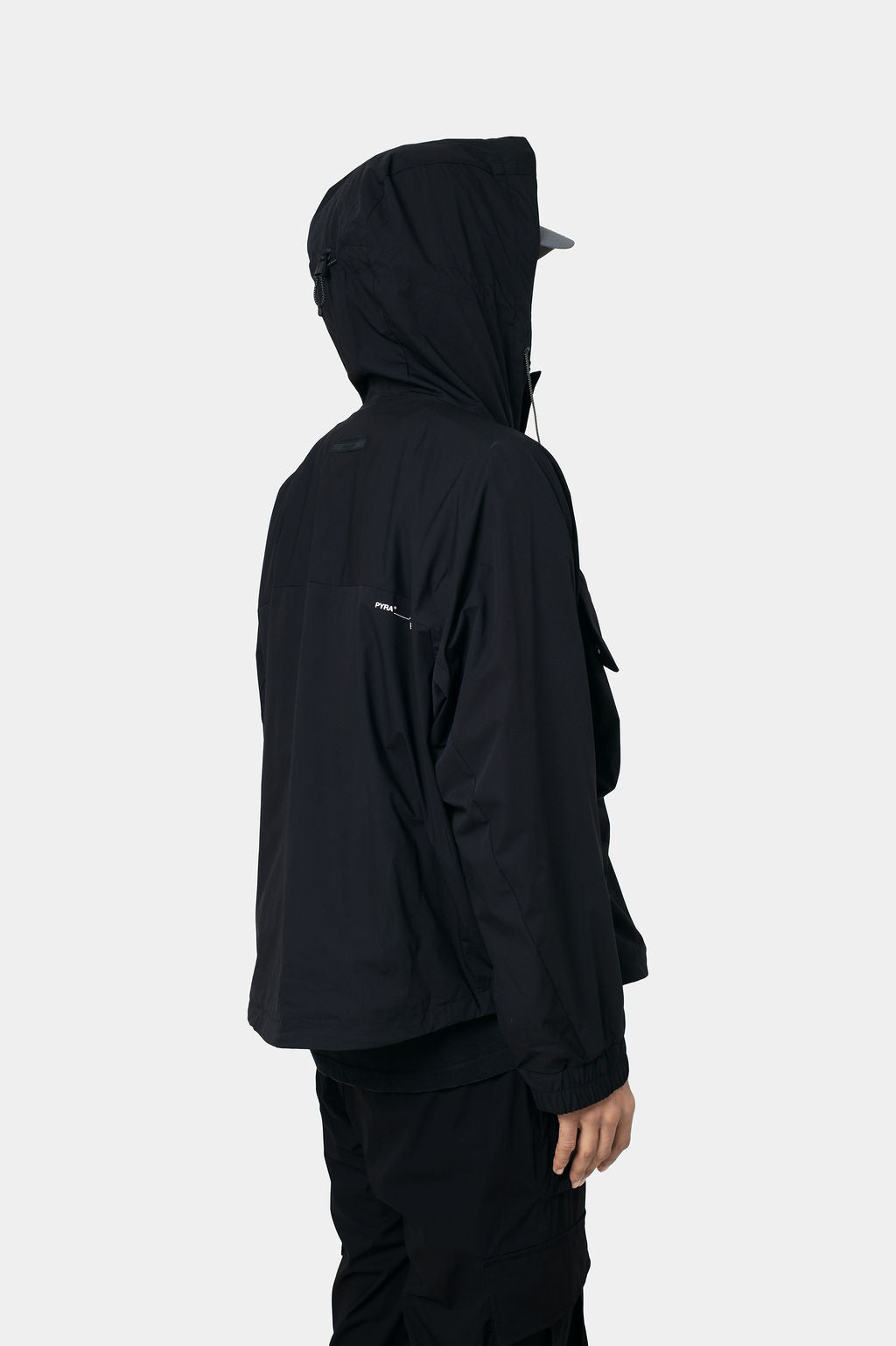 CARGO SHELL JACKET- BLACK