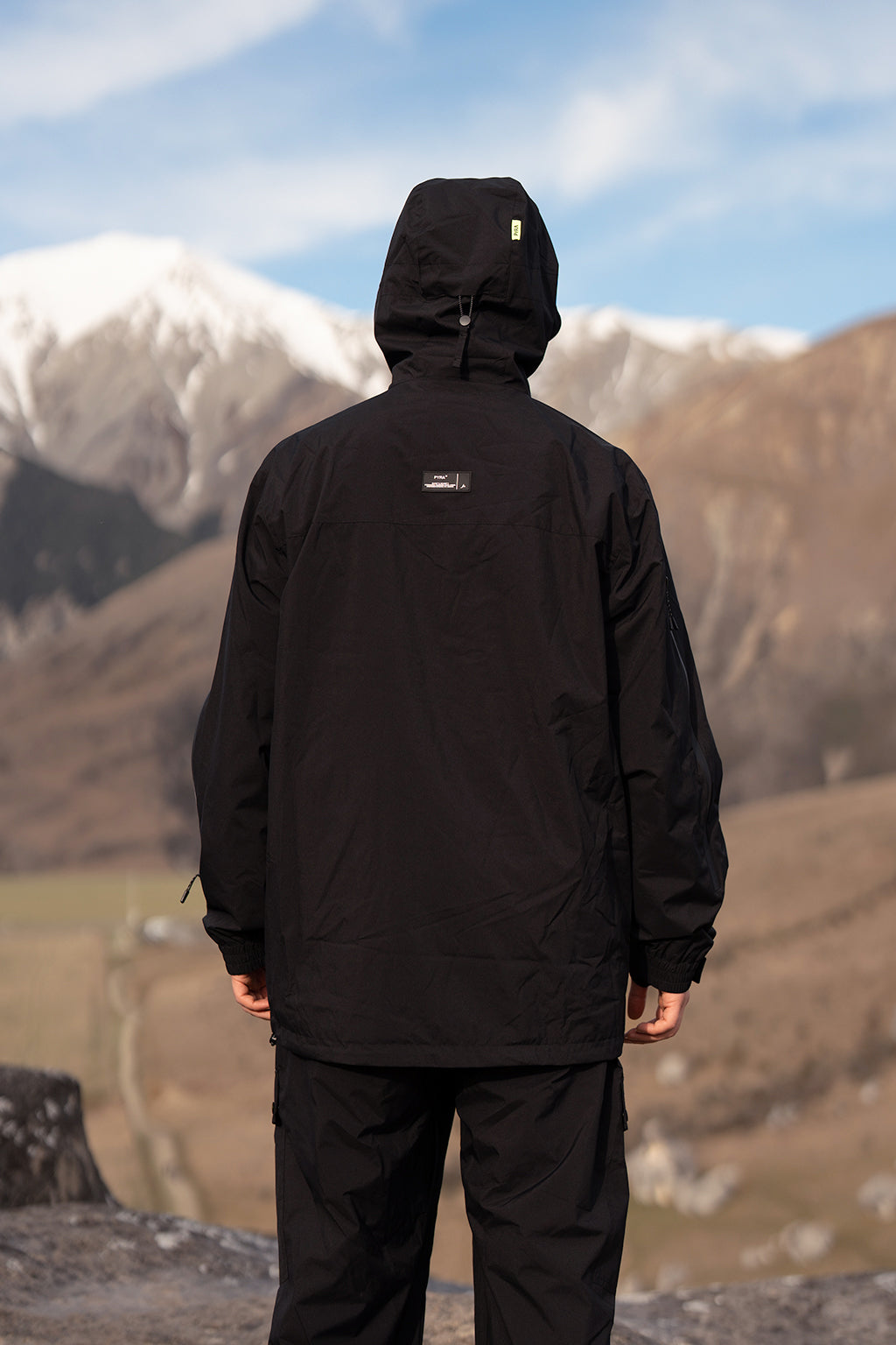 DYNAMICS 20K SNOW JACKET - BLACK / WHITE