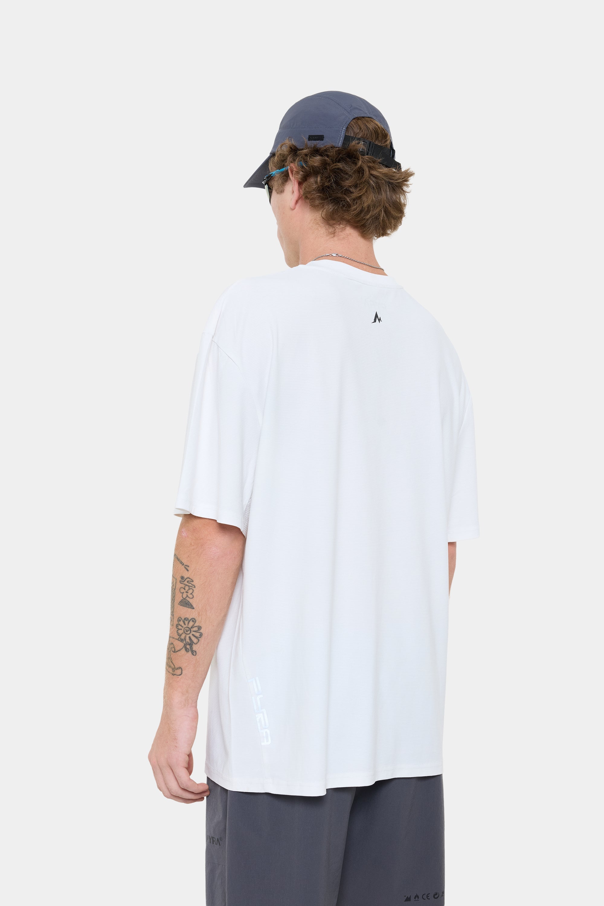 DRIVE OVERSIZED TEE- WHITE