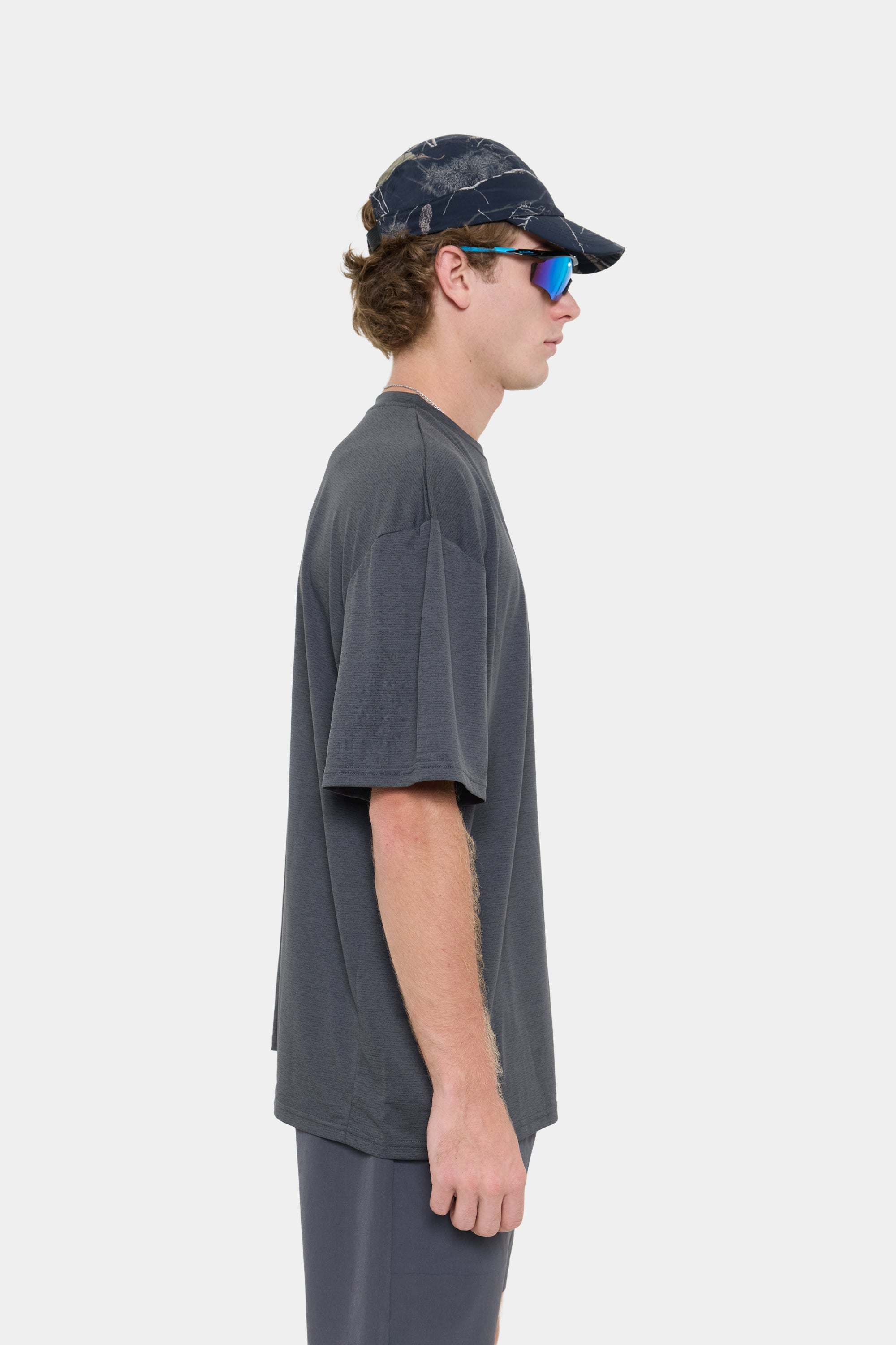 DRIVE OVERSIZED TEE- GRANITE