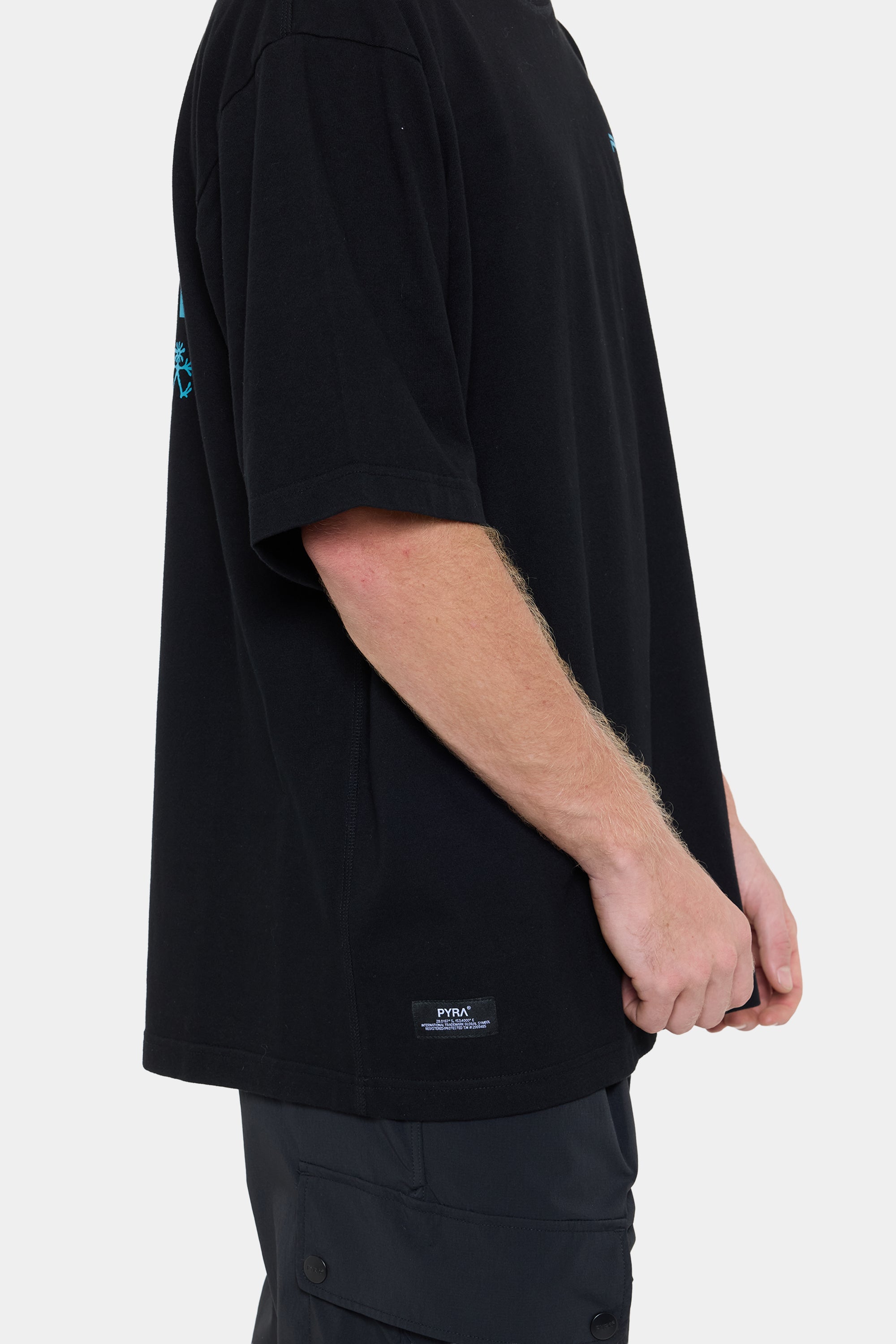 SCENIC BOX TEE- BLACK
