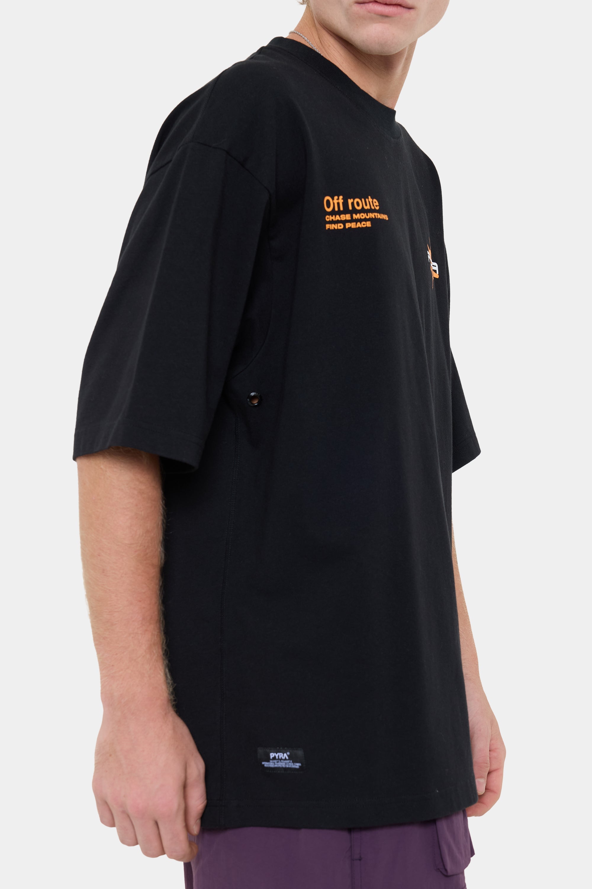 ALPINE BOX TEE - BLACK