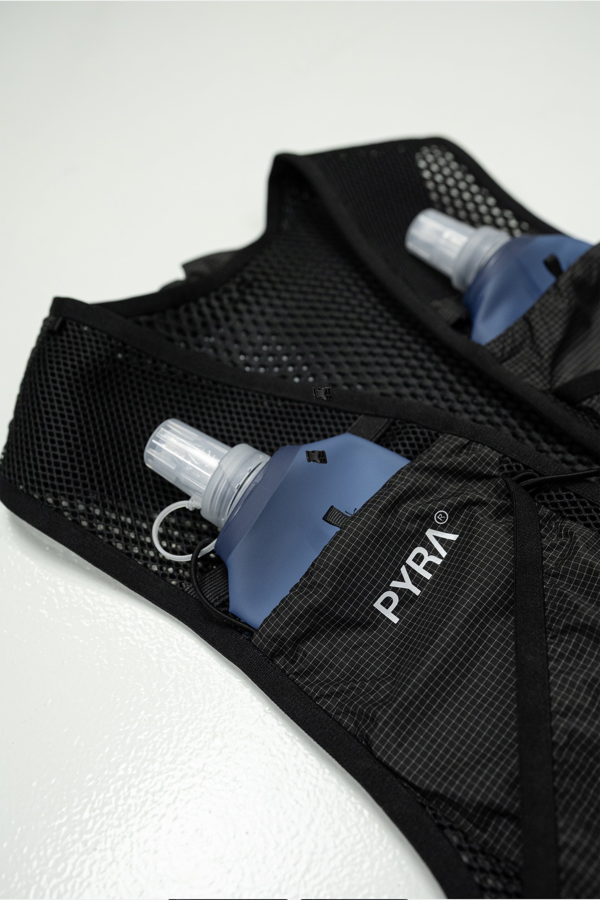 TRAIL HYDRATION VEST - BLACK