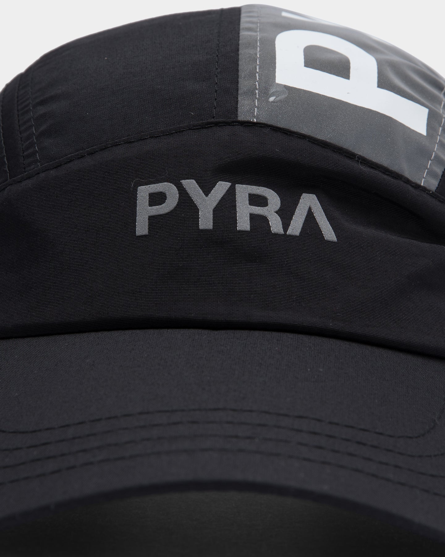 PYRA Hike Club 5 Panel Black/Reflective