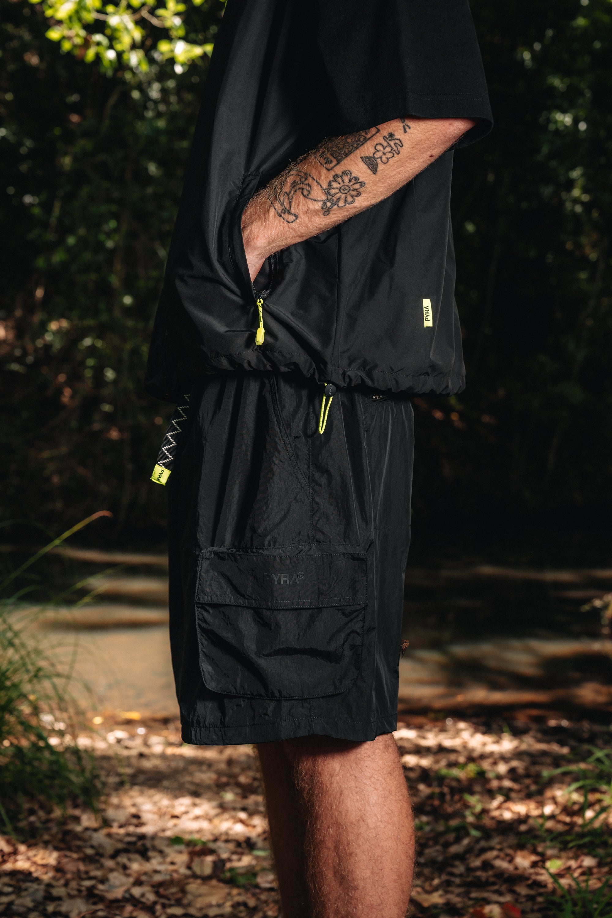 FIELD SHORTS - BLACK