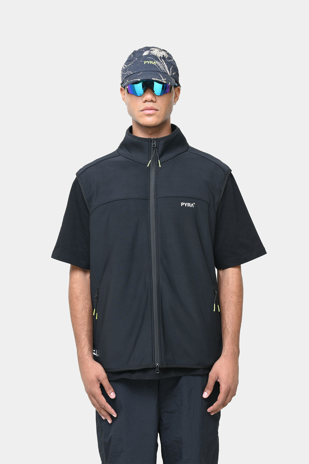 SOFT SHELL VEST - BLACK