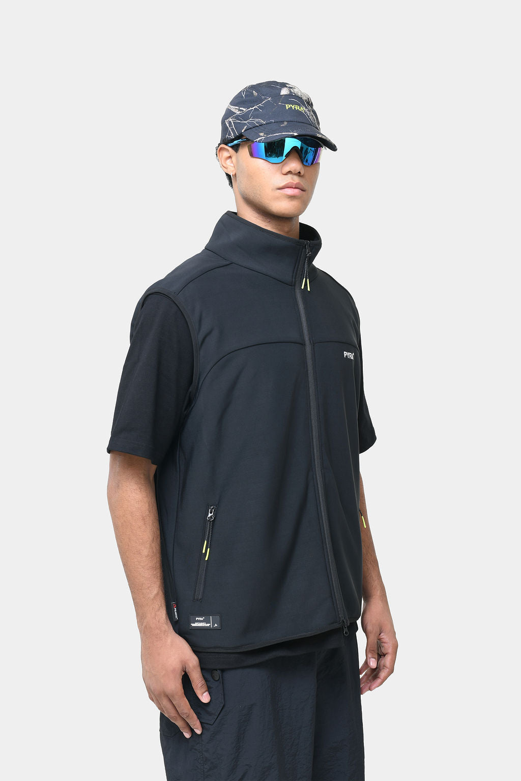 SOFT SHELL VEST - BLACK