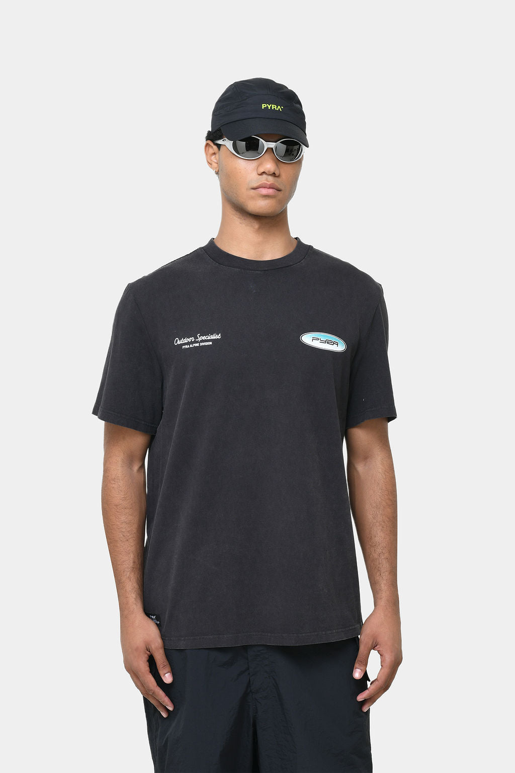 GRADIENT LOGO TEE