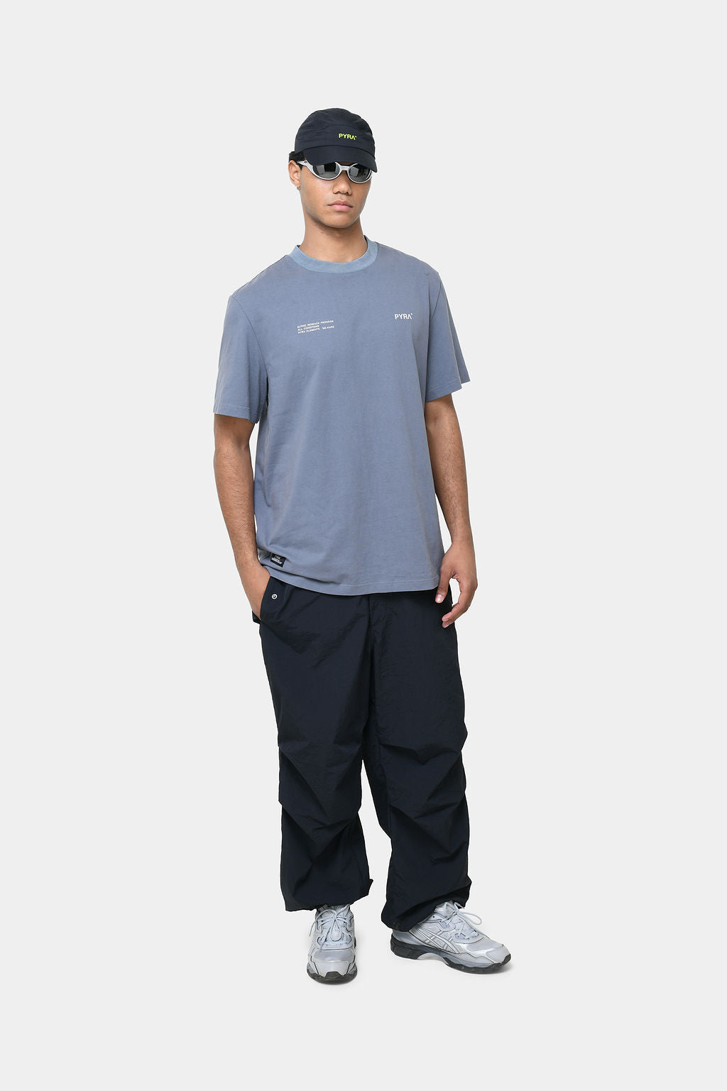 RESEARCH LOGO TEE - STEEL