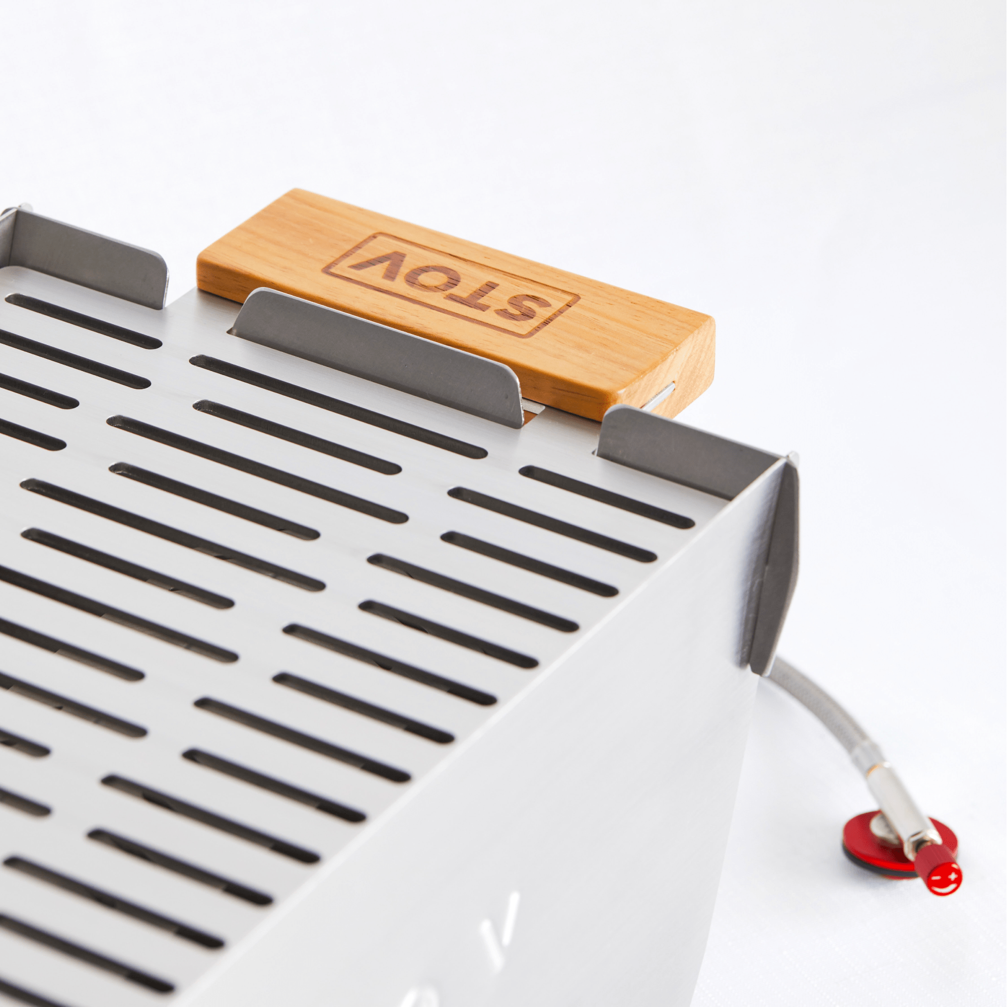 STOV Portable Gas BBQ close up with handle