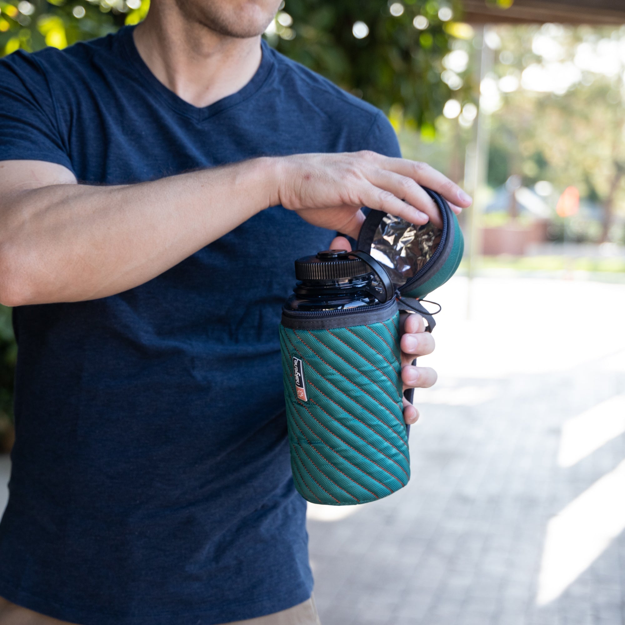 1L Insulated Bottle Sleeve