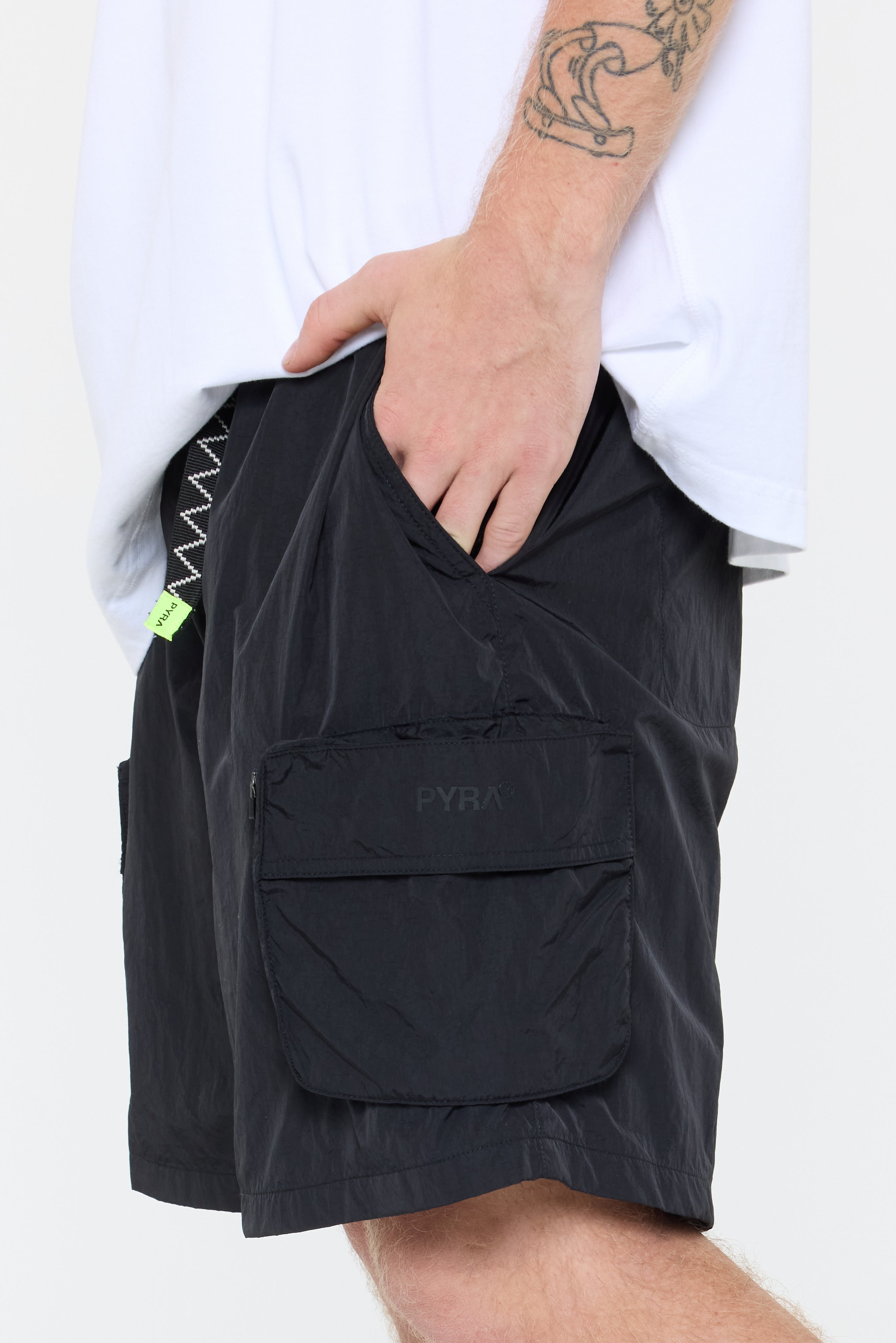 FIELD SHORTS - BLACK