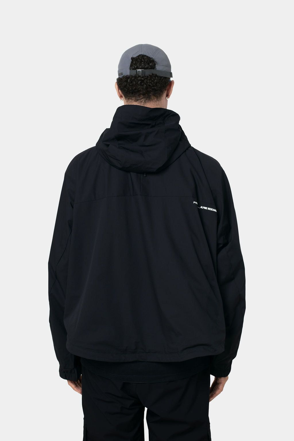 CARGO SHELL JACKET- BLACK