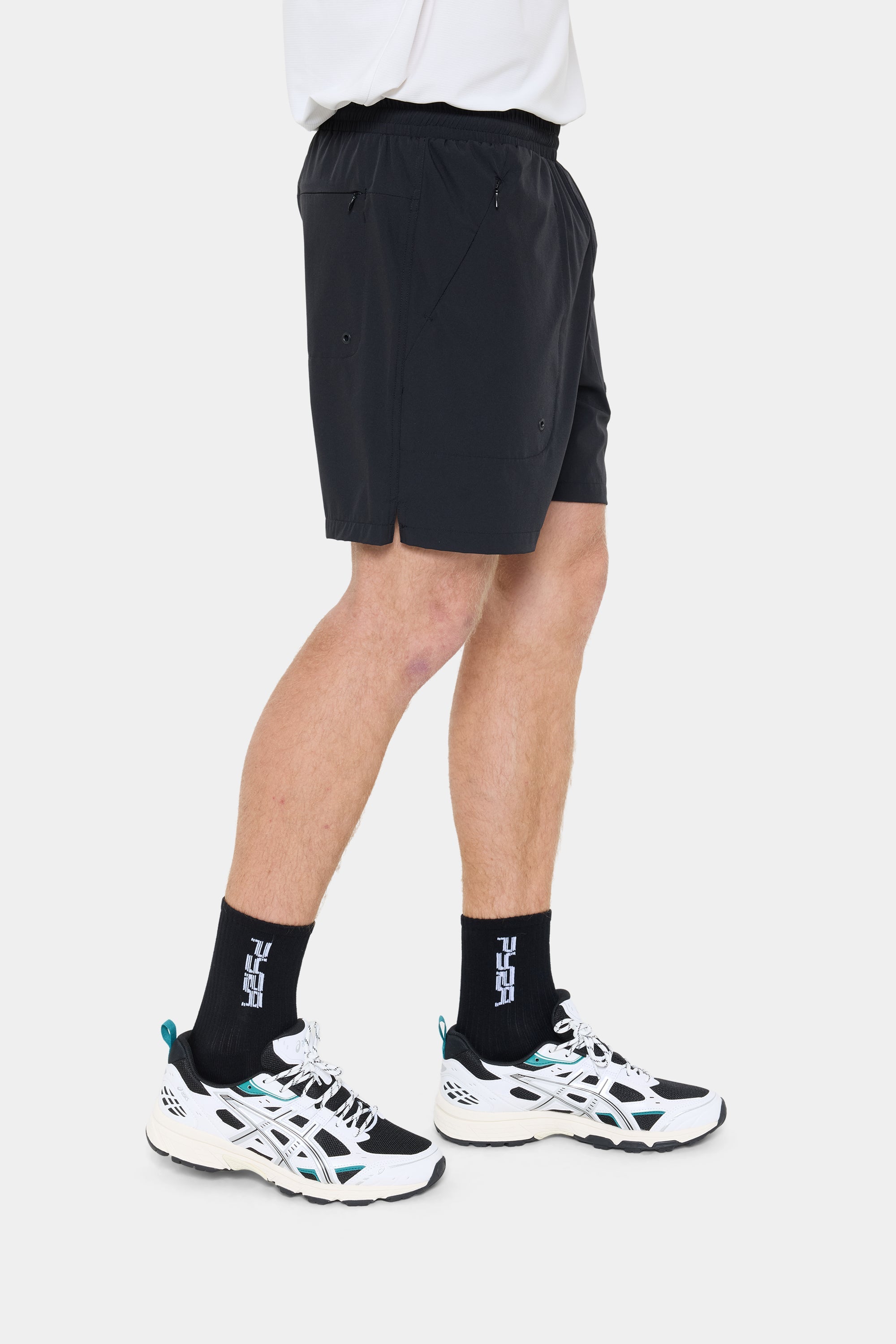 CADENCE SHORT- BLACK