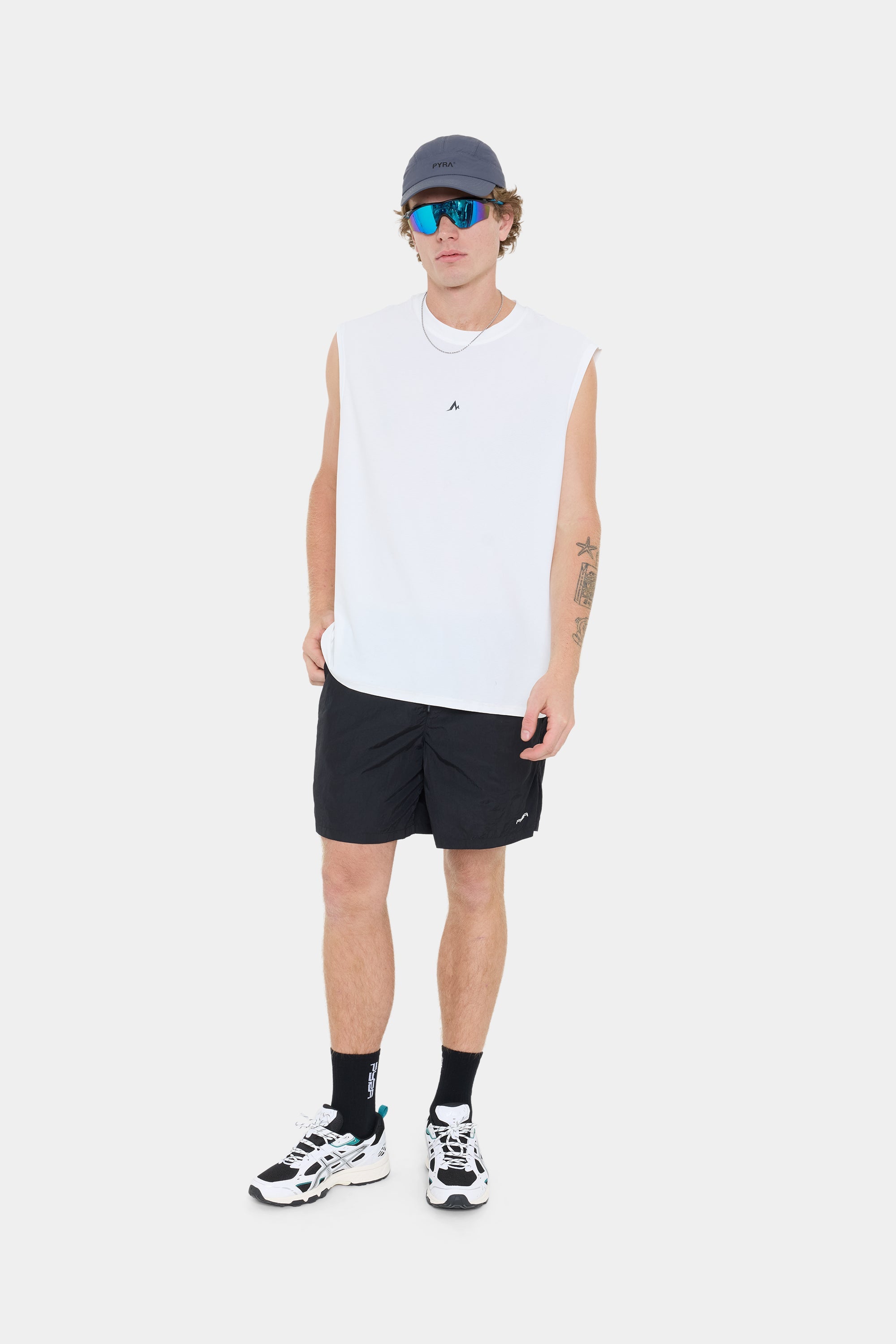 NYLON BEACH SHORT - BLACK