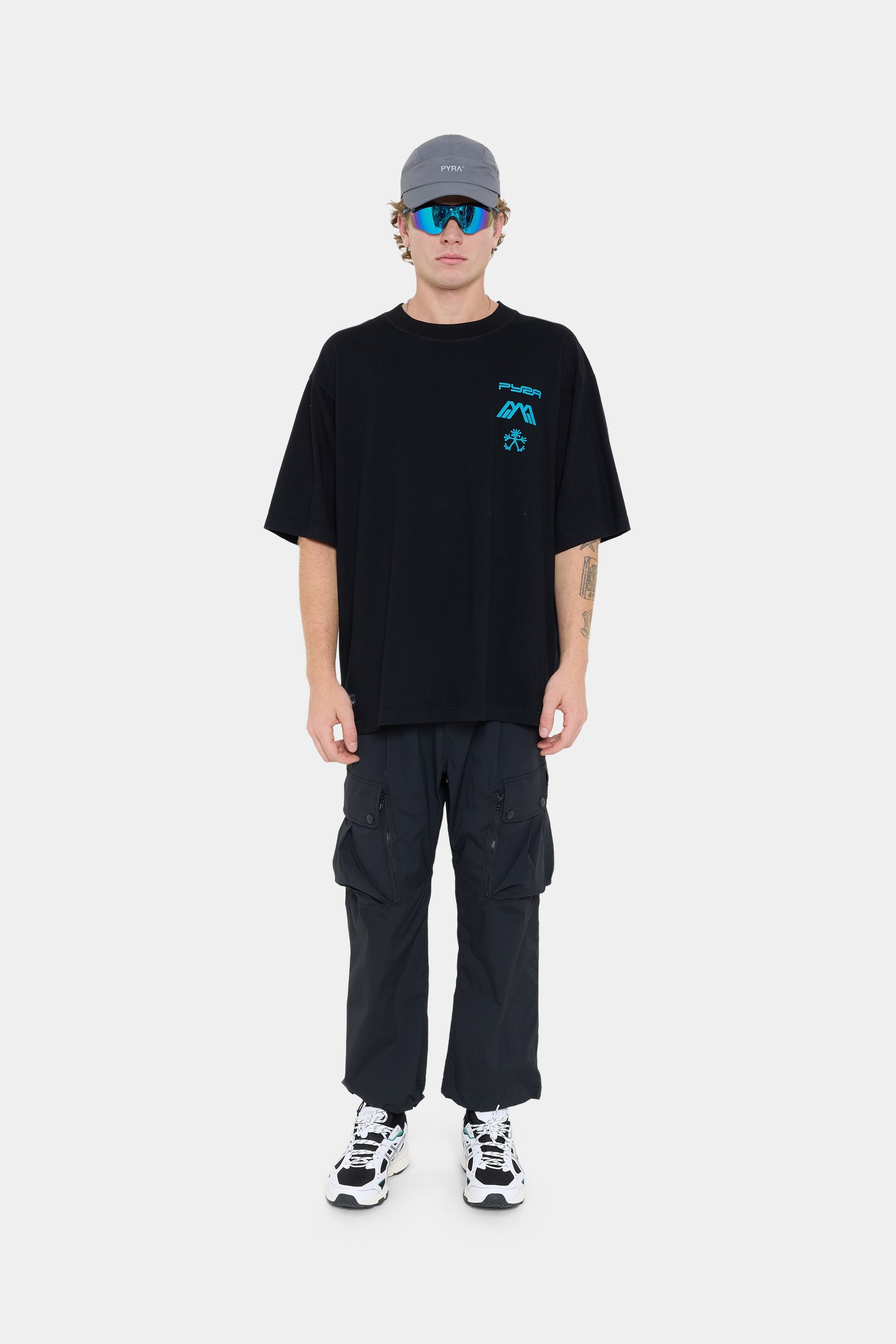 SCENIC BOX TEE- BLACK