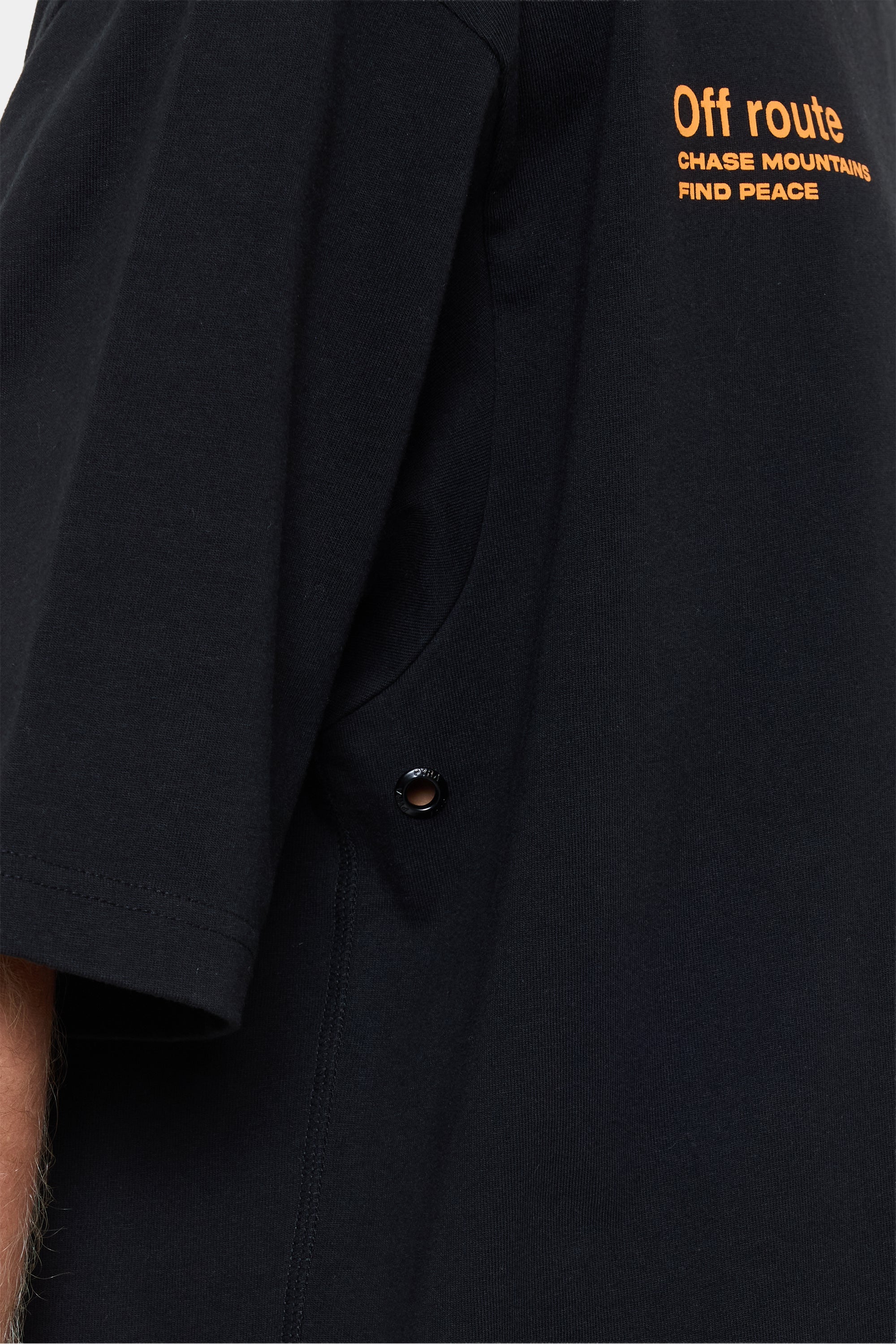 ALPINE BOX TEE - BLACK