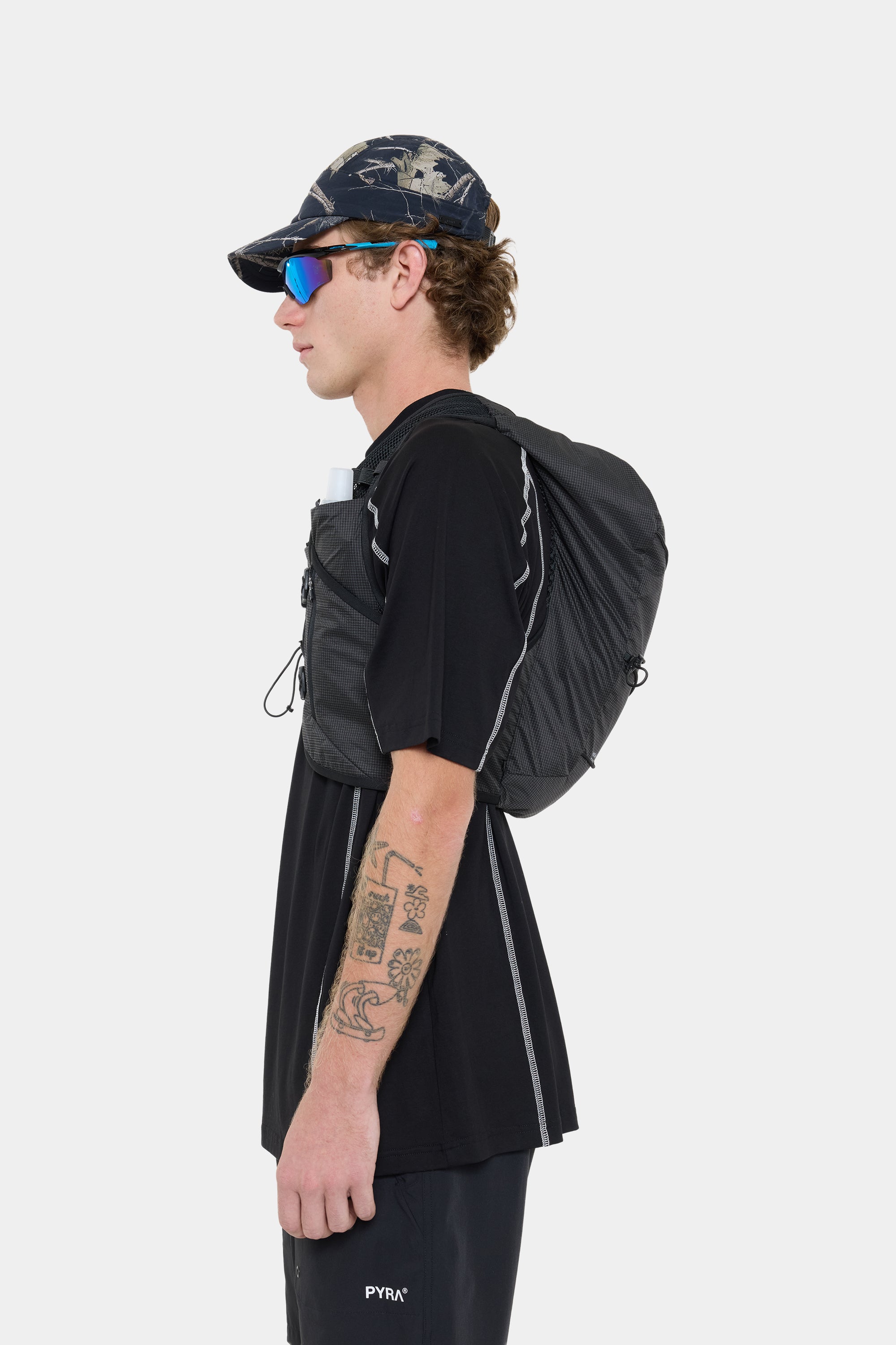TRAIL HYDRATION VEST - BLACK